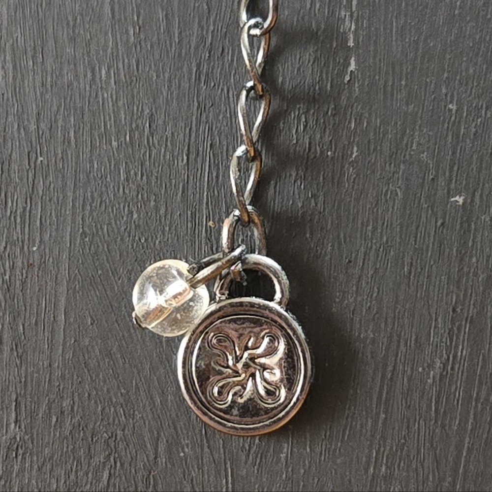 "Simply Vera Vera Wang" layered necklace with dichroic glass cabochon pendant. - Picture 7 of 7